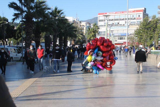 Aydın’da Sevgililer Günü yoğunluğu