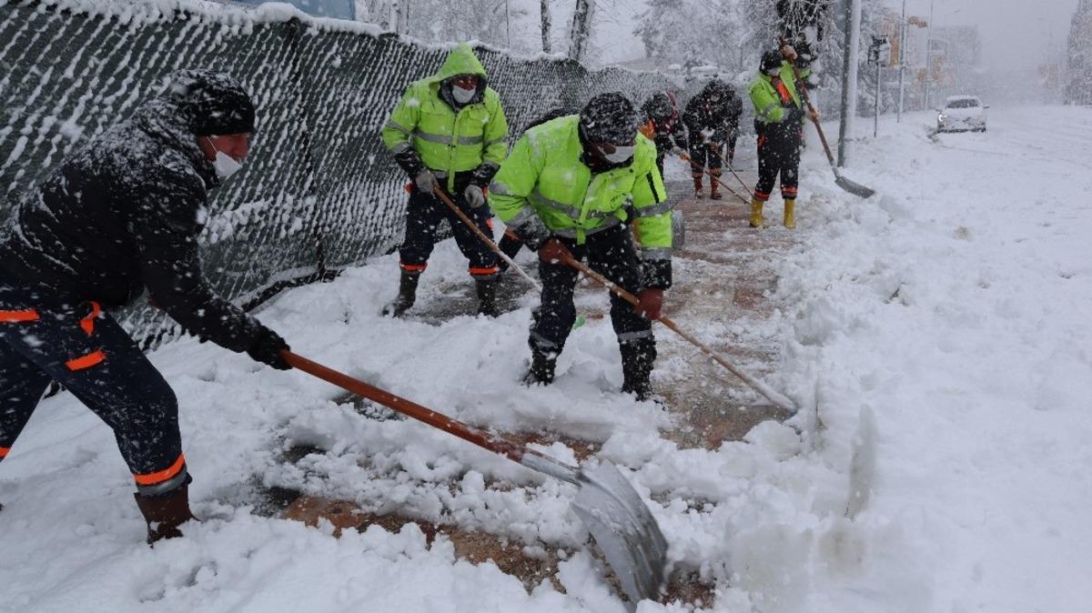 D&uuml;zce Belediyesi&rsquo;nden yoğun kar yağışı uyarısı