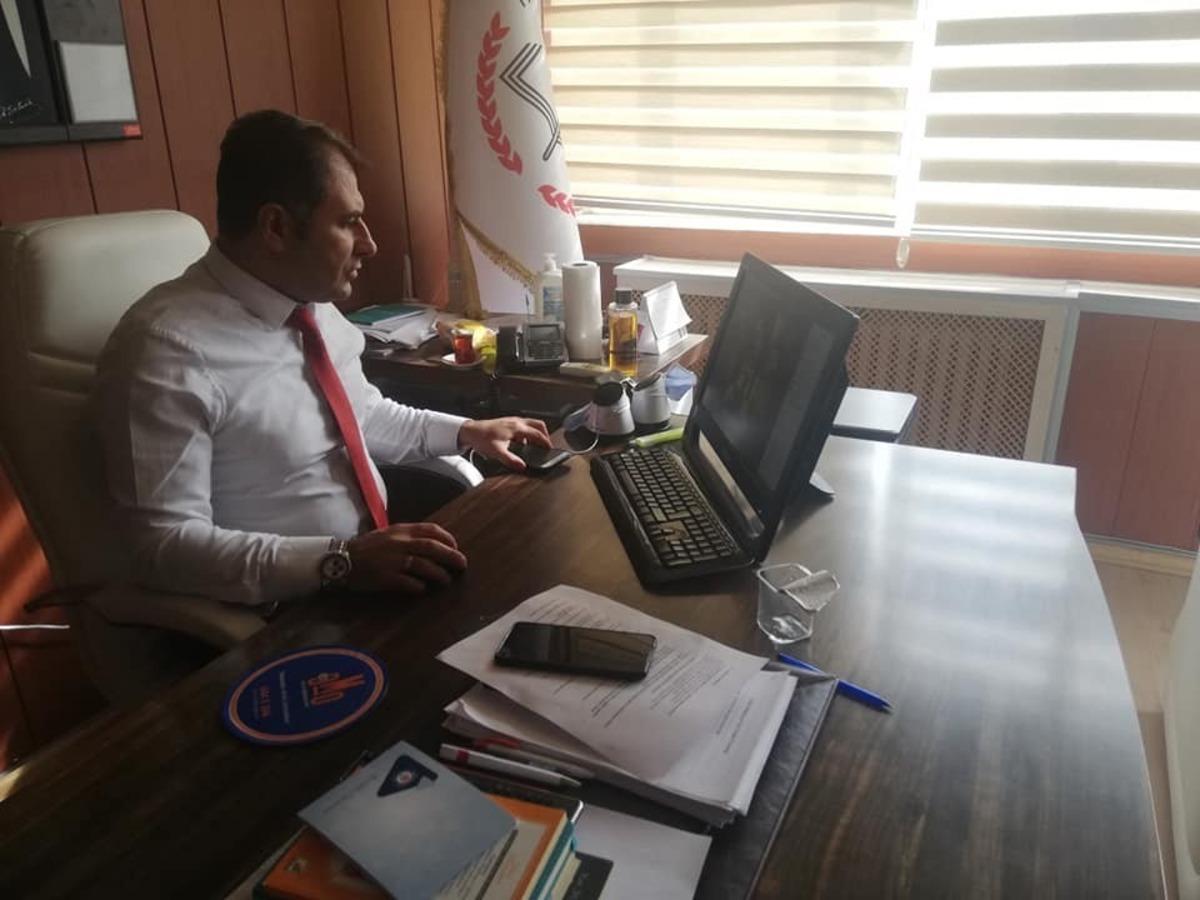 Gerc&uuml;ş&rsquo;te okul m&uuml;d&uuml;rleri video konferans y&ouml;ntemi ile toplandı
