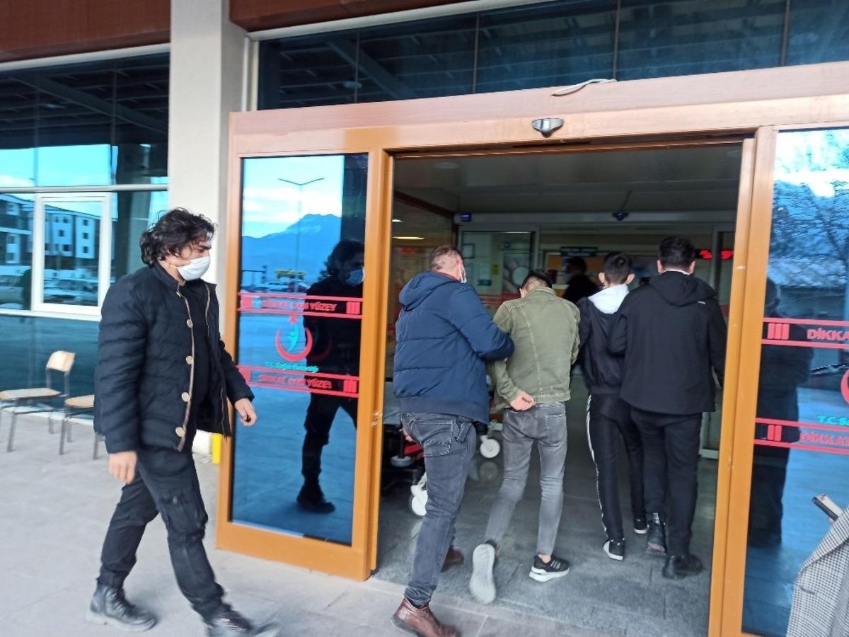 &Ccedil;aldıkları motosikletleri satan 2 ş&uuml;pheli tutuklandı