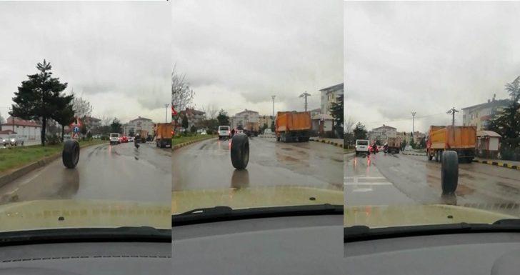 Kamyondan fırlayan lastik tehlike saçtı G4