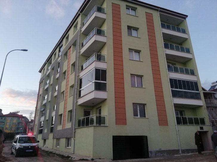 Uşak’ta korkutan çatı yangını Uşak Haberleri