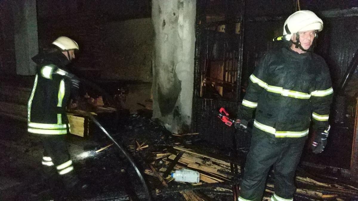 Samsun&rsquo;da kerestecide yangın