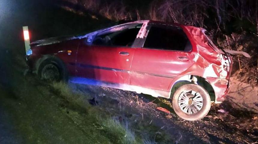 Karabük'te su kanalına devrilen otomobilin sürücüsü yaralandı