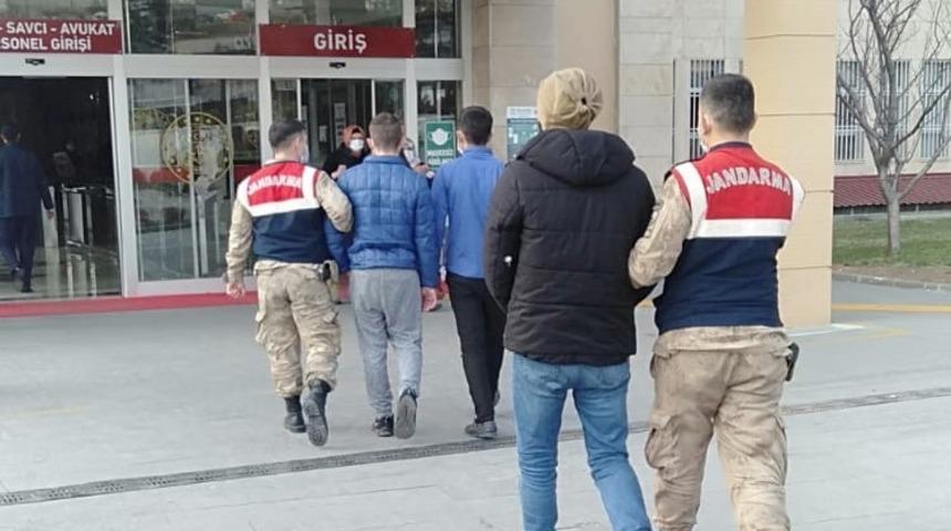 Kahramanmaraş’ta silahlı gasp yapan 2 kişi tutuklandı