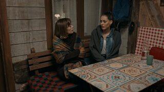 Alev Alev 15. yeni bölüm ön izleme sahnesi yayınlandı! Alev Alev'de Cemre kızı Güneş'i evine getiriyor!