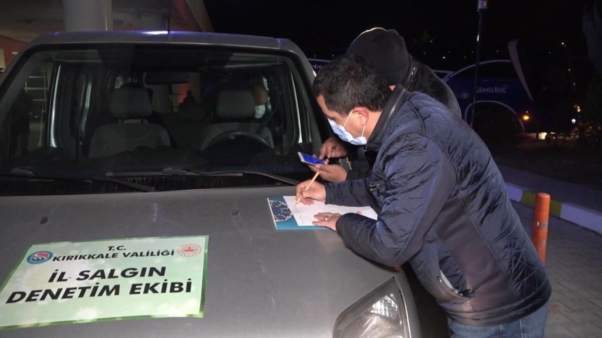 Otob&uuml;ste seyahat eden 2 kişinin "risklidir" grubunda olduğu tespit edildi: 29 yolcu karantinaya alındı