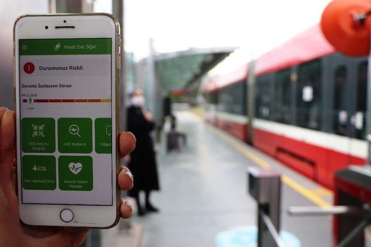 Turnikeye takılan riskli vatandaşlar ve tramvay kazaları kamerada G3