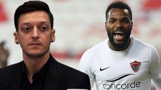 Aaron Boupendza'dan Fenerbahçe'ye transfer sinyali