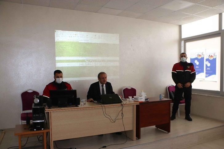 Kartallı muhtarlara afet farkındalık eğitimi G2