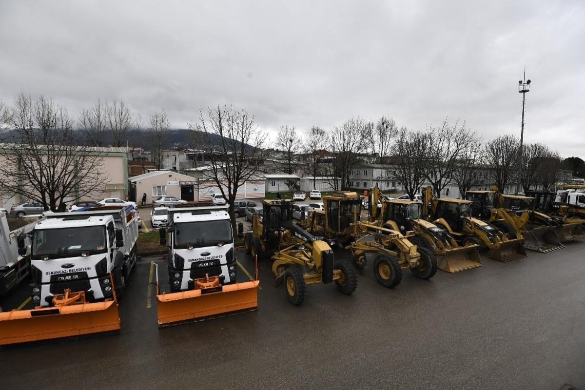 Karla m&uuml;cadele ekipleri hazır