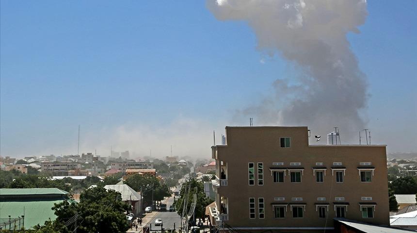 Somali'de parlamento önünde şiddetli patlama