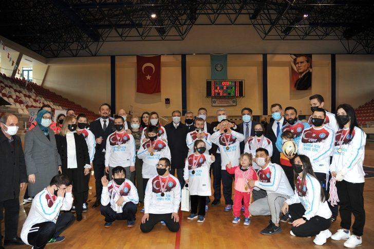 BAÜN’de anlamlı etkinlik: “Sevmek İçin Engel Yok” G3