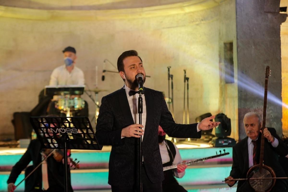 Talas Belediyesi&rsquo;nin online konseri kulakların pasını sildi