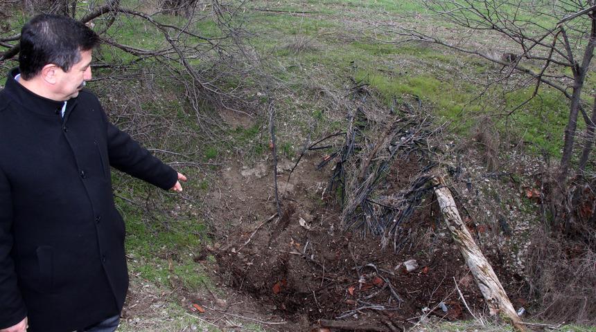 Karısını öldürdükten sonra parçalara ayırıp gömen Afgan kocaya 18 yıl hapis