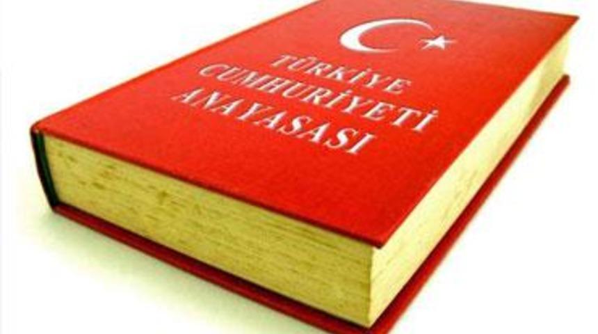 Anayasa’nın ilk dört maddesi nedir? Anayasa’nın ilk 4 maddesi neleri kapsıyor?