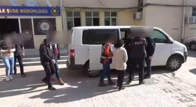 Şanlıurfa merkezli 10 ilde terör operasyonu: 18 gözaltı 1