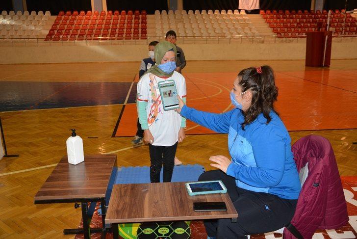 55 öğrenci spora yönlendirme testinden geçirildi G5