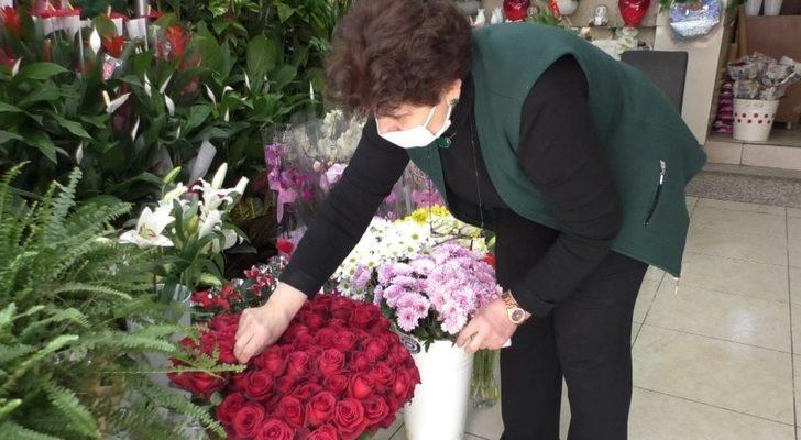 Karslı çiçekçilerde 14 Şubat hazırlığı G3