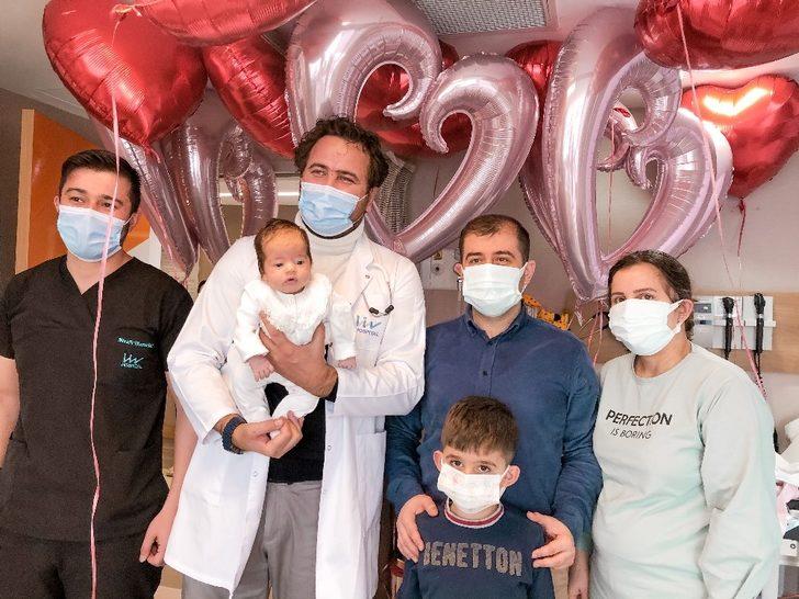 Sağlıkçılardan “Sevgililer Günü” çikolatası G2