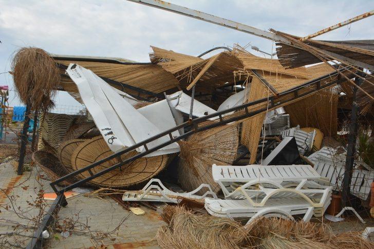 Başkan Yılmaz hortumdan etkilenen Ayvalık’ta incelemelerde bulundu G5