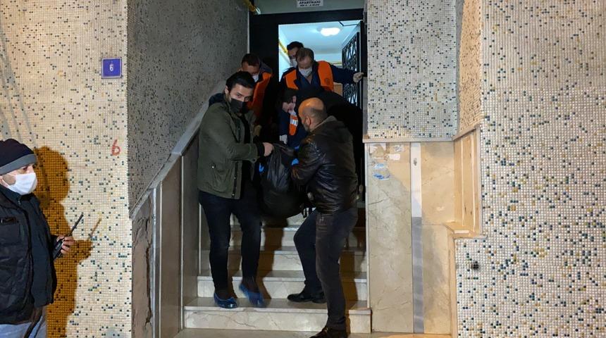 Sevgililer Günü'nde vahşet! Eşini boğazından bıçaklayarak öldürdü