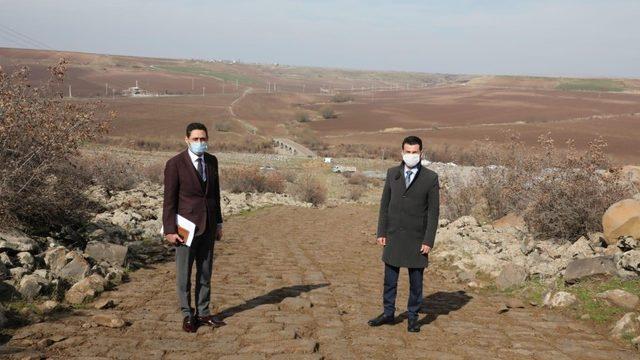 Kaymakam Beşikci’den tarihi yol ve köprüde inceleme