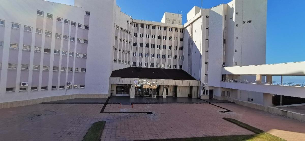 Kuşadası&rsquo;ndaki uygulama oteli ve otelcilik lisesi yıkılıyor
