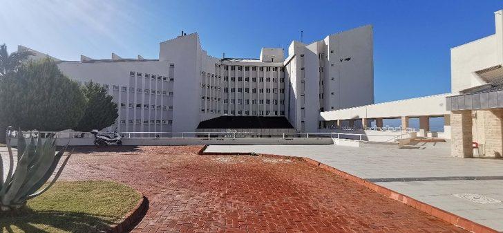 Kuşadası’ndaki uygulama oteli ve otelcilik lisesi yıkılıyor G3