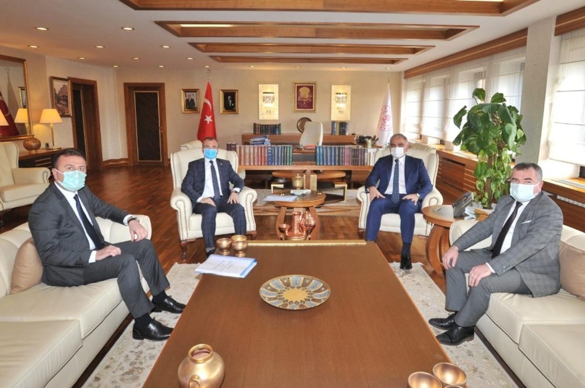 Başkan &Ouml;zdemir&rsquo;in Ankara temasları