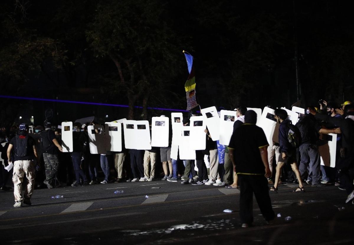 Tayland&rsquo;daki protestolarda 20 polis yaralandı, 7 kişi g&ouml;zaltına alındı