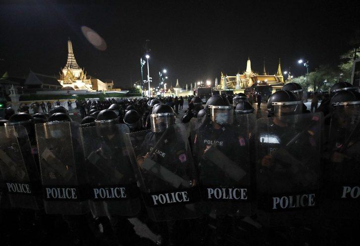 Tayland’daki protestolarda 20 polis yaralandı, 7 kişi gözaltına alındı G3