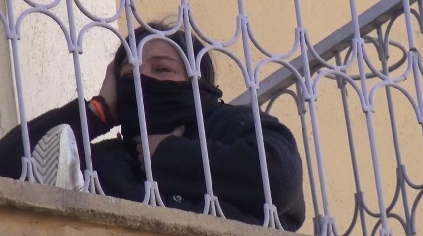 Sevgililer gününde koca dehşeti! Karısını dövüp bıçakladı, eve kilitledi