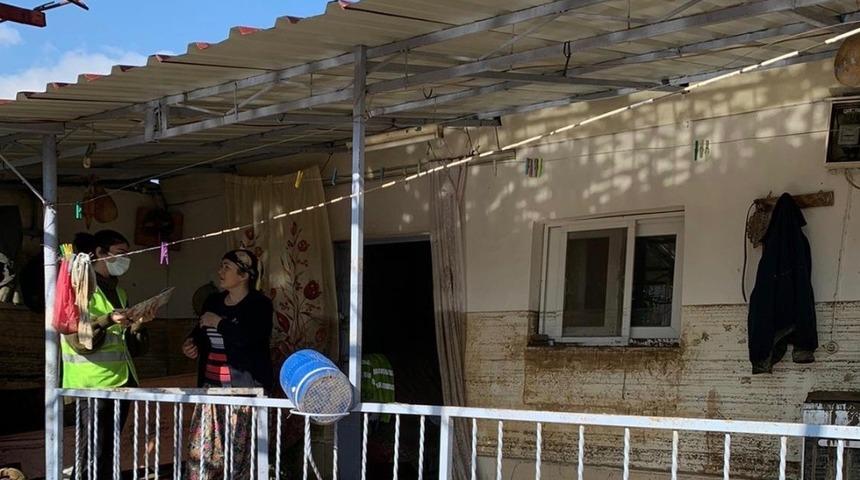 İzmir B&uuml;y&uuml;kşehir Belediyesinin sel mağdurlarına desteği 13 milyon lirayı aştı