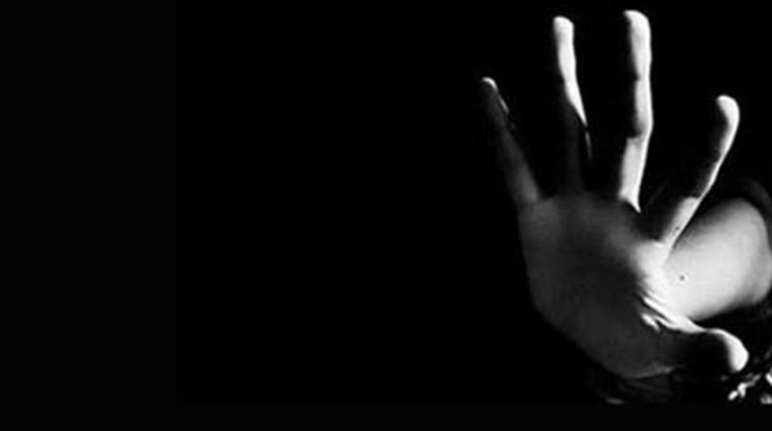 1 yılda 8 bin &ccedil;ocuk istismara uğruyor