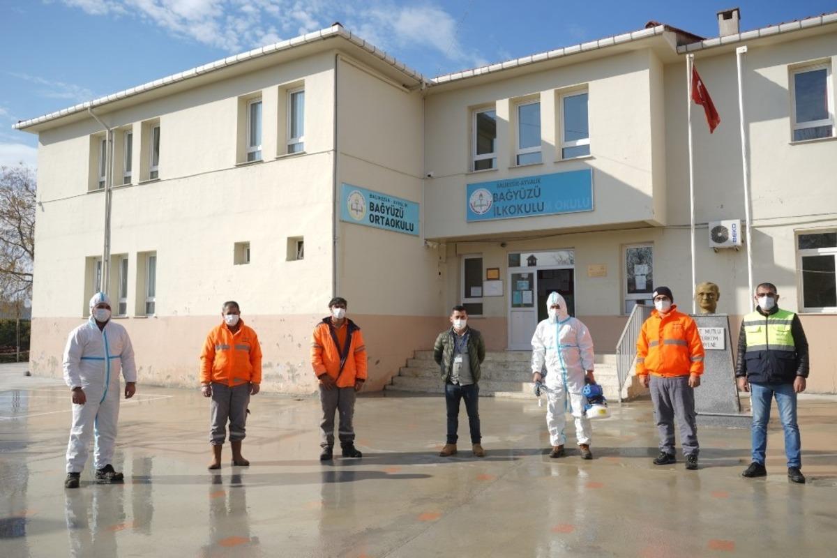 Ayvalık&rsquo;ta k&ouml;y okullarında dezenfeksiyon