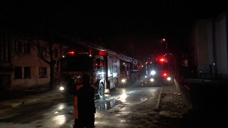 Müstakil evde çıkan yangın söndürüldü G3