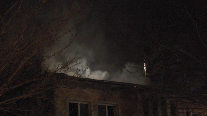 Müstakil evde çıkan yangın söndürüldü G4