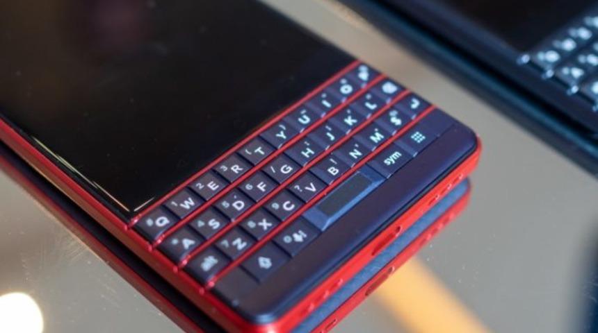 BlackBerry yeni bir amiral gemisi modeli geliştiriyor