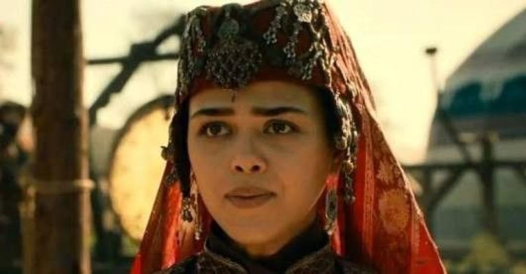 Aslıhan Karalar'ın babası şaşkına &ccedil;evirdi! Hollywood yıldızı gibi