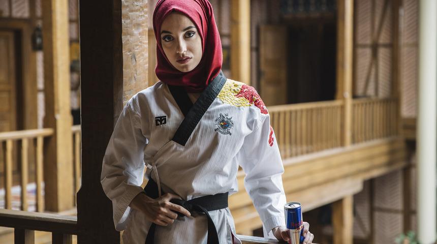 Dünya şampiyonu Kübra Dağlı: Hayallerinizin peşinden koşun, bir gün mutlaka yorulacaklardır