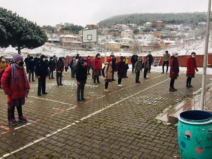 Kula’daki mahalle okullarında eğitim başladı G3