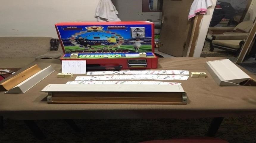 Evi kumarhaneye çevirdiler