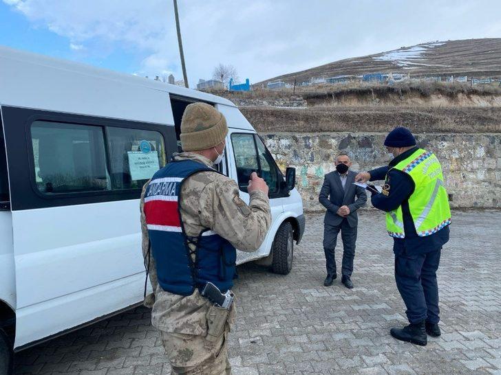 Jandarma açılan okullarda önlemleri arttırdı G1