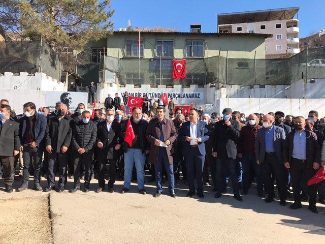 Şemdinli’de PKK terör örgütüne kınama