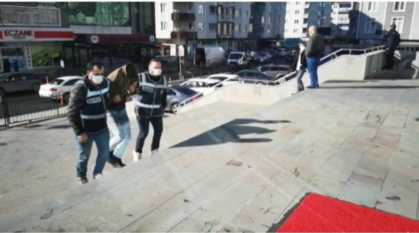 &Ccedil;alıntı malları internette ikinci el gibi satmaya &ccedil;alıştılar