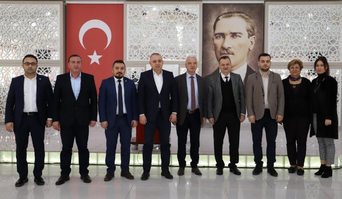 Başkan Bilgin siyasi parti temsilcileriyle buluştu