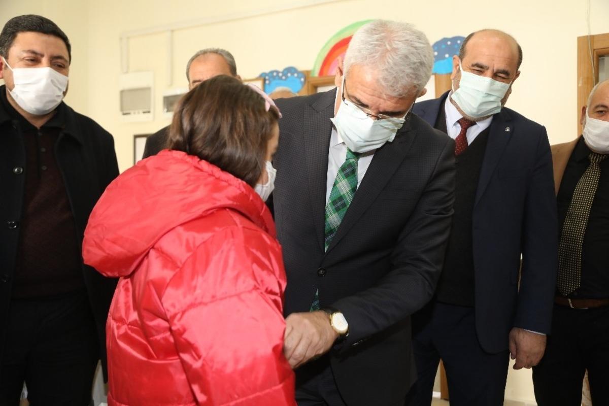 Battalgazi&rsquo;de y&uuml;rekleri ısıtan proje y&uuml;zleri g&uuml;ld&uuml;r&uuml;yor