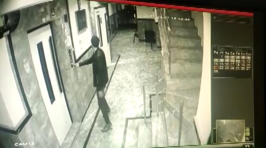 Binadan bisiklet çalan hırsız kameralara yakalandı