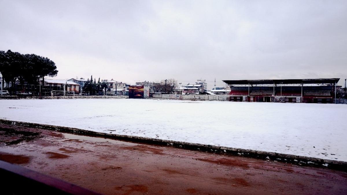 Sarıg&ouml;l kar yağışı &ccedil;ift&ccedil;ileri sevindirdi